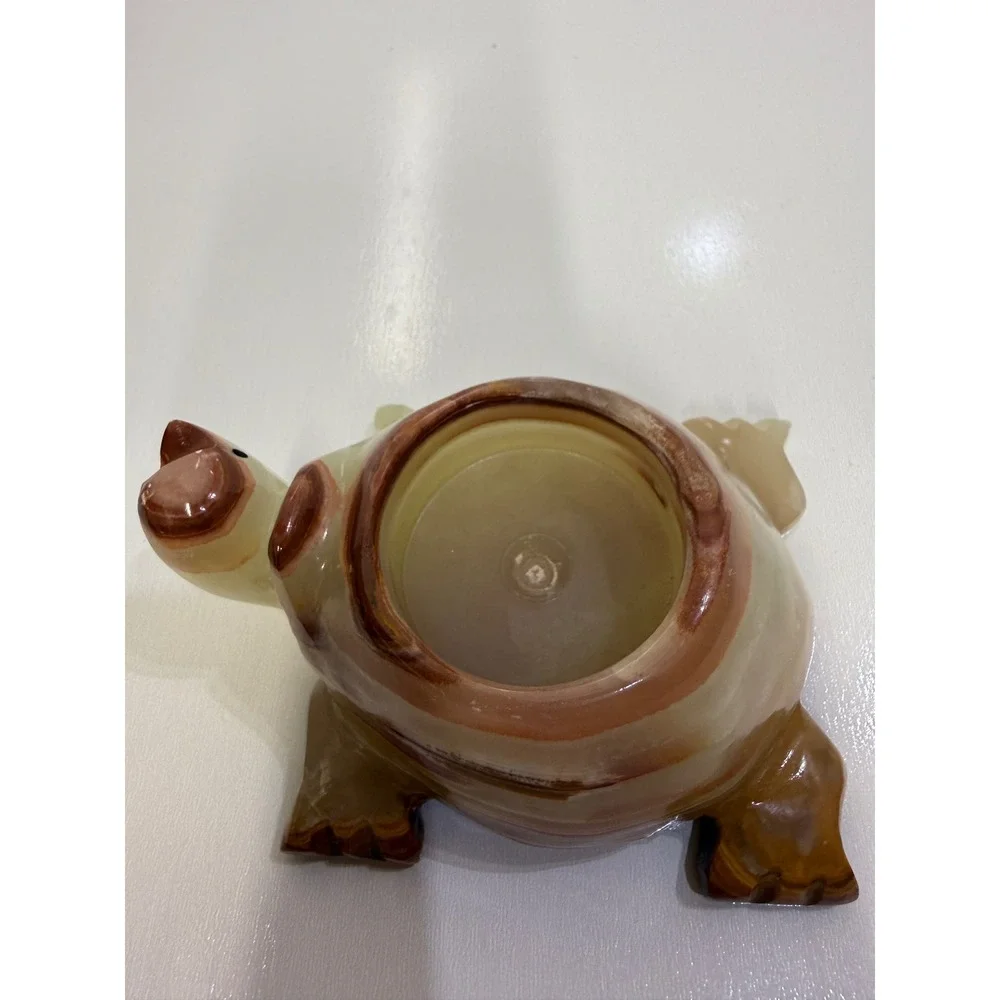 Unbranded hand carved